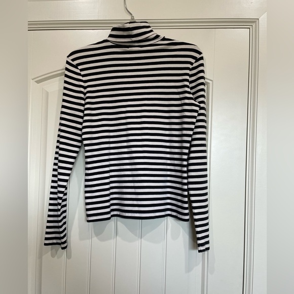 Vintage Gap Women’s striped turtle neck medium - Picture 3 of 4